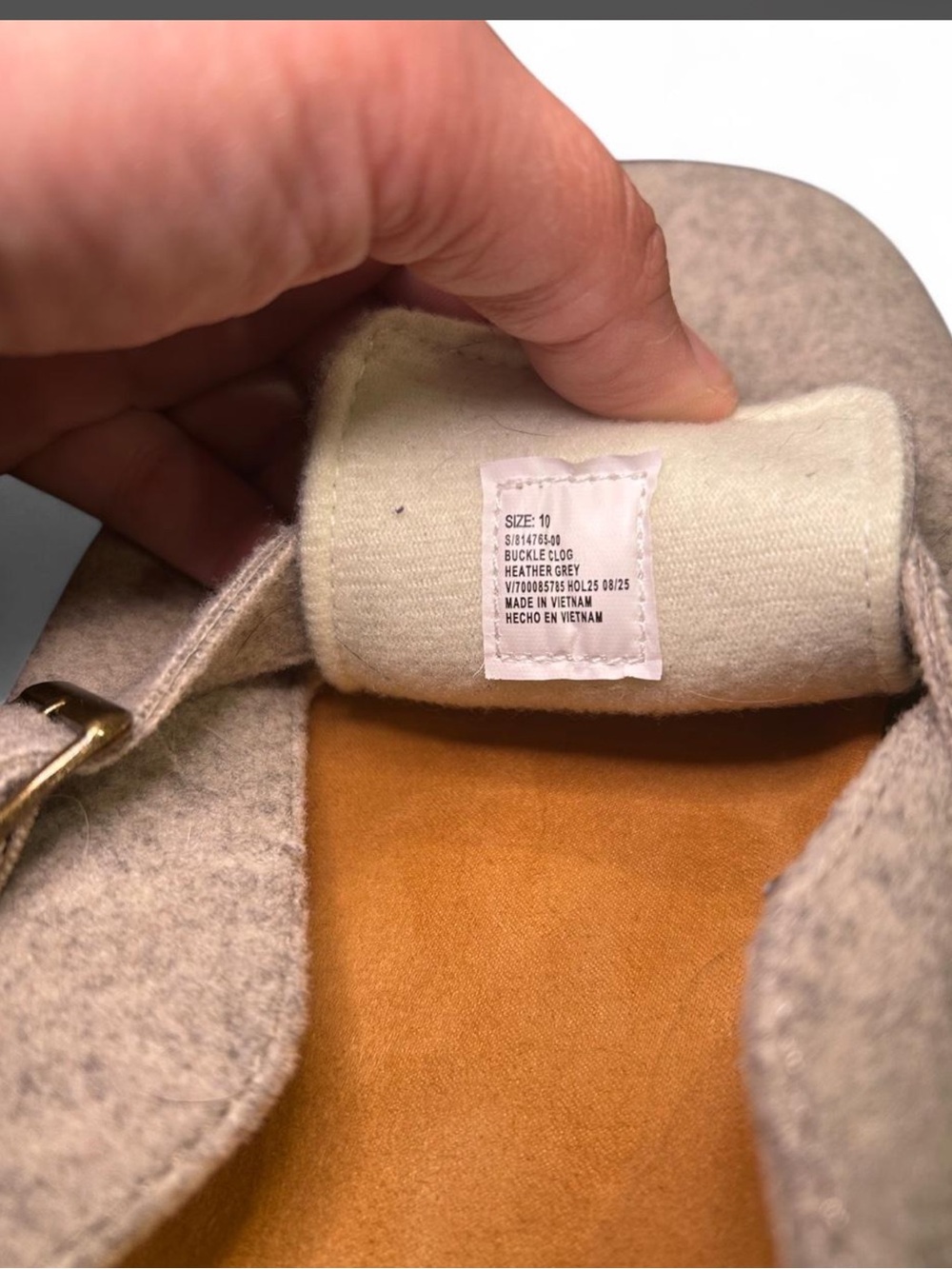 NWOT GAP Gray Beige Slip-On Clog Shoes - Picture 5 of 6